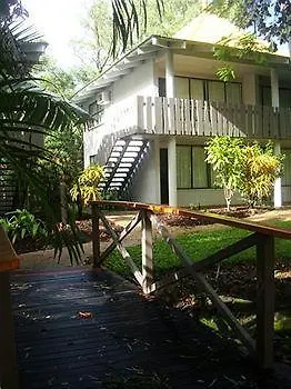 Base Airlie Beach