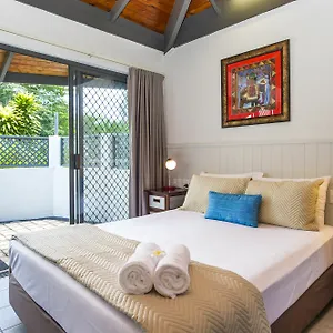 4* Resort Island Leisure
